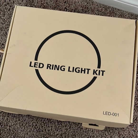 LED RING LIGHT KIT - Picture 3 of 4
